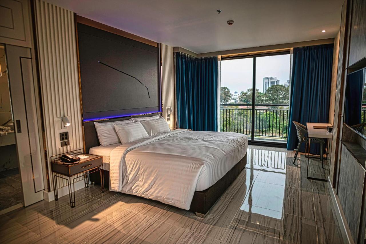 Deluxe Double Room Balcony Tower Dee