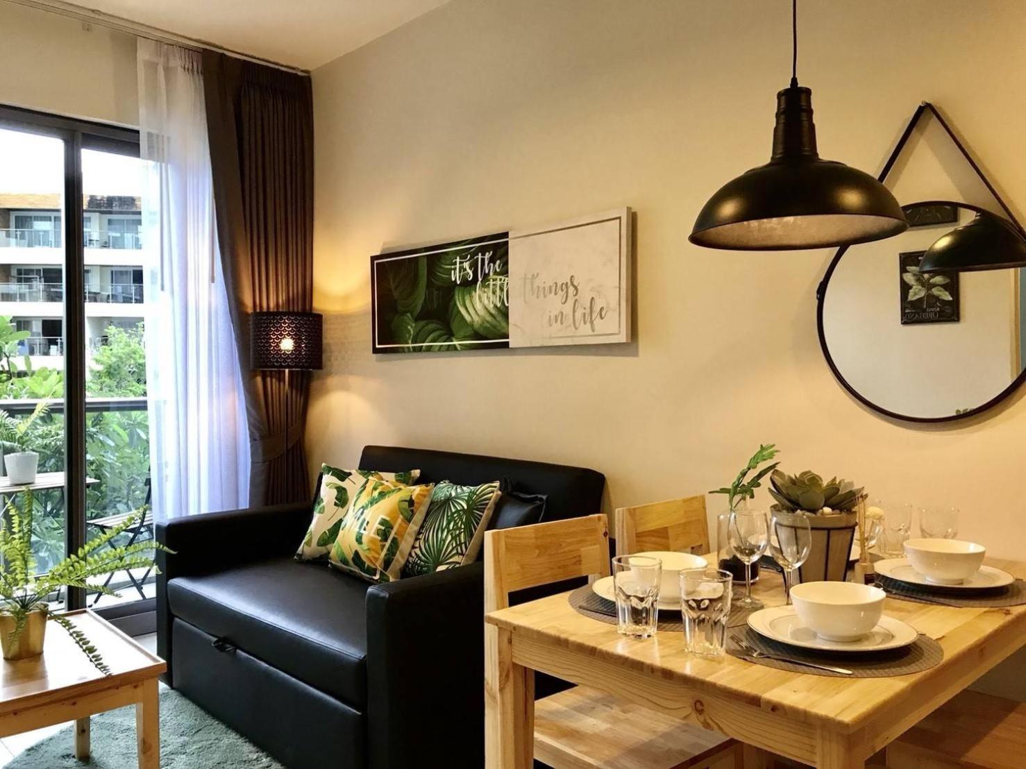 One-Bedroom Apartment