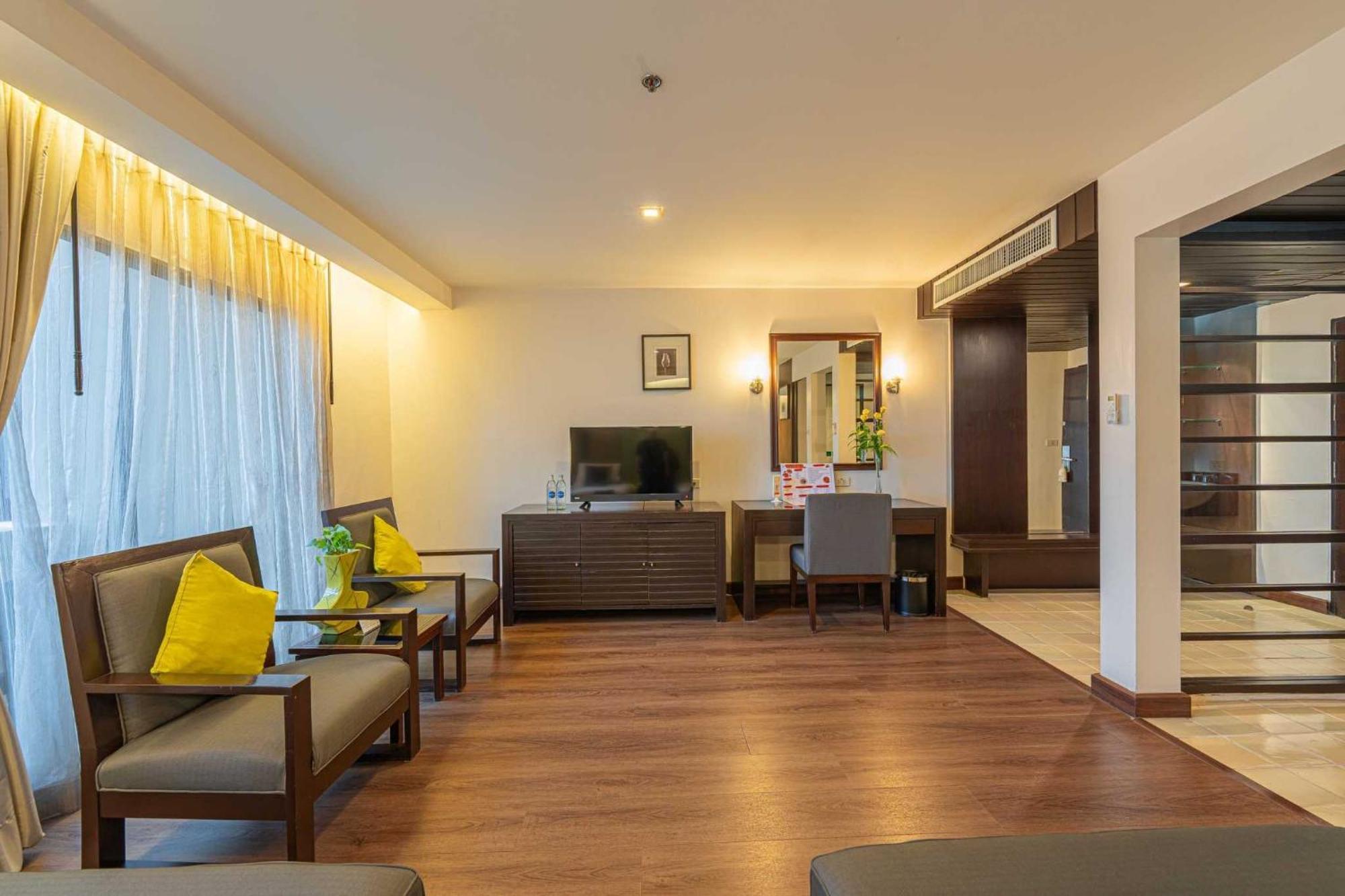 Deluxe Double or Twin Room