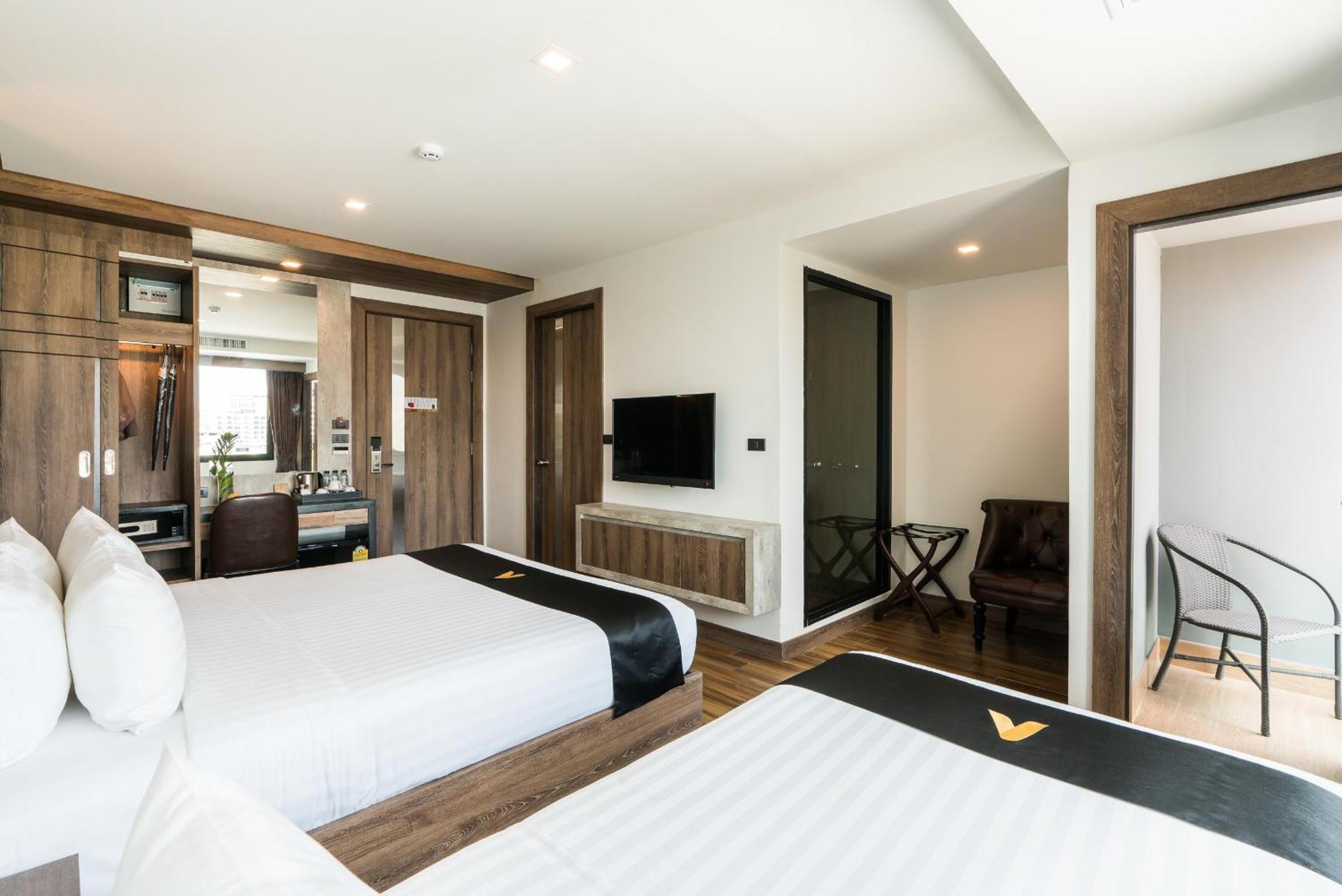 Superior Triple Room
