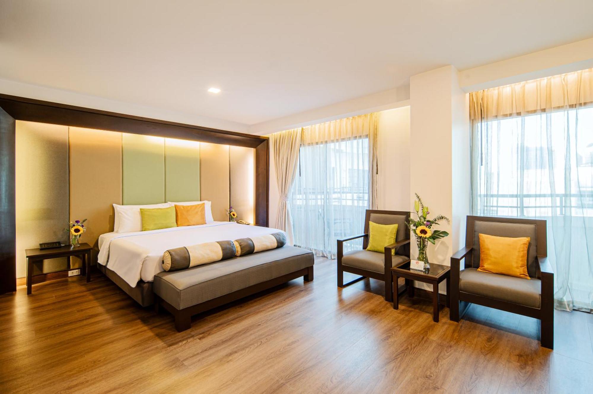 Deluxe Double or Twin Room