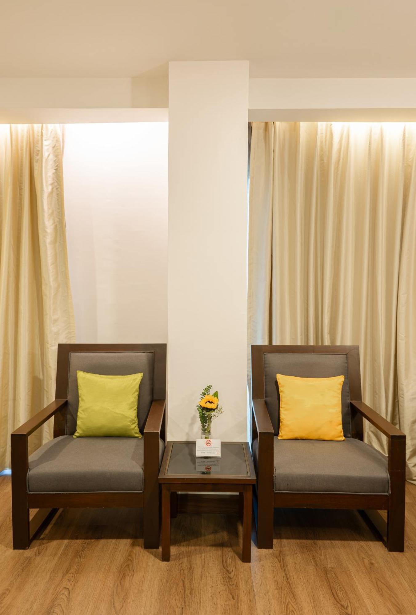 Deluxe Double or Twin Room