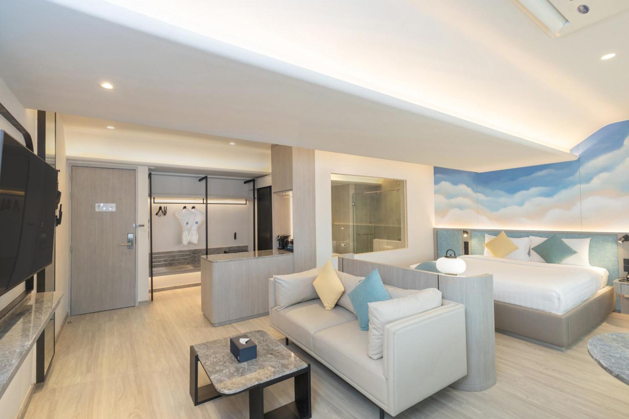 Deluxe Suite