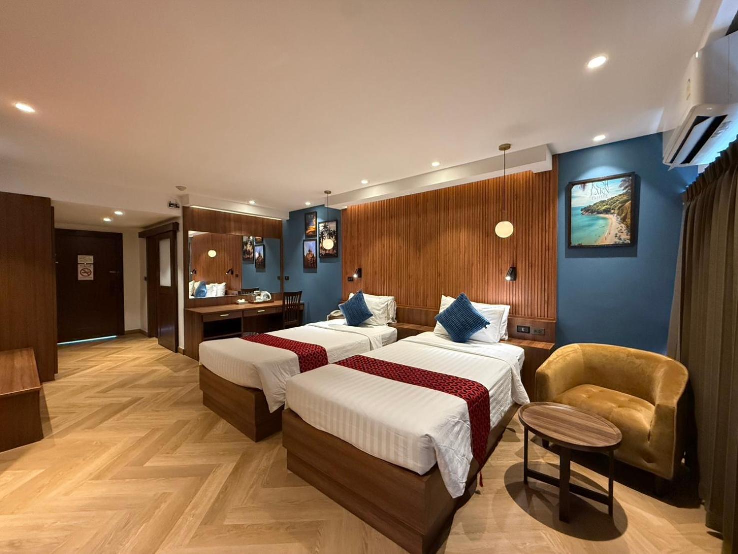 Superior Twin Room,1765827154:JPEG