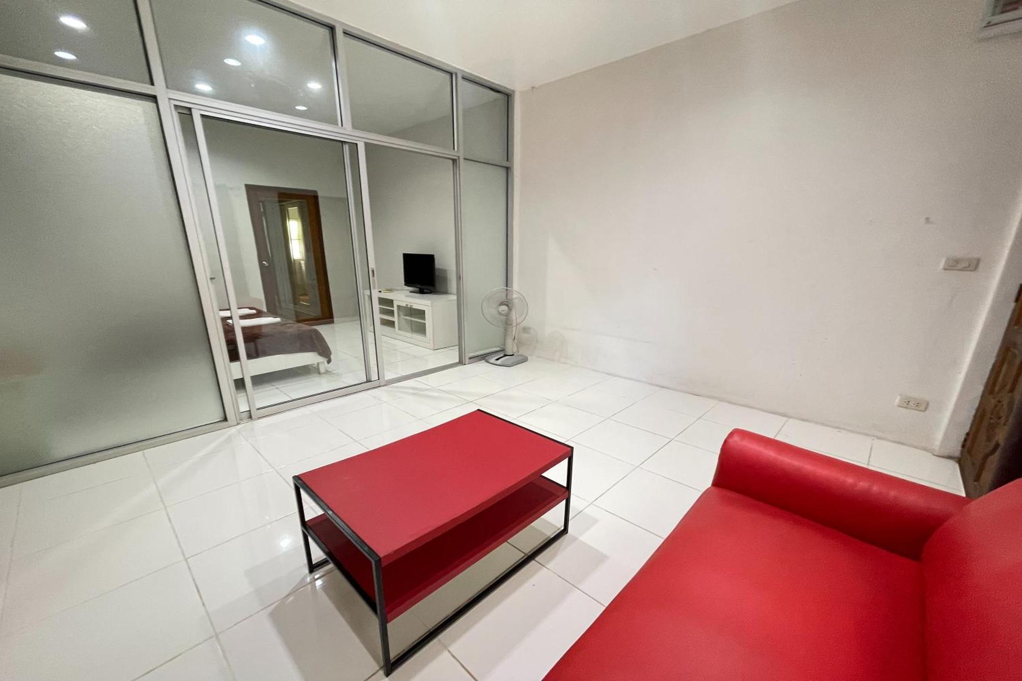 Studio Room