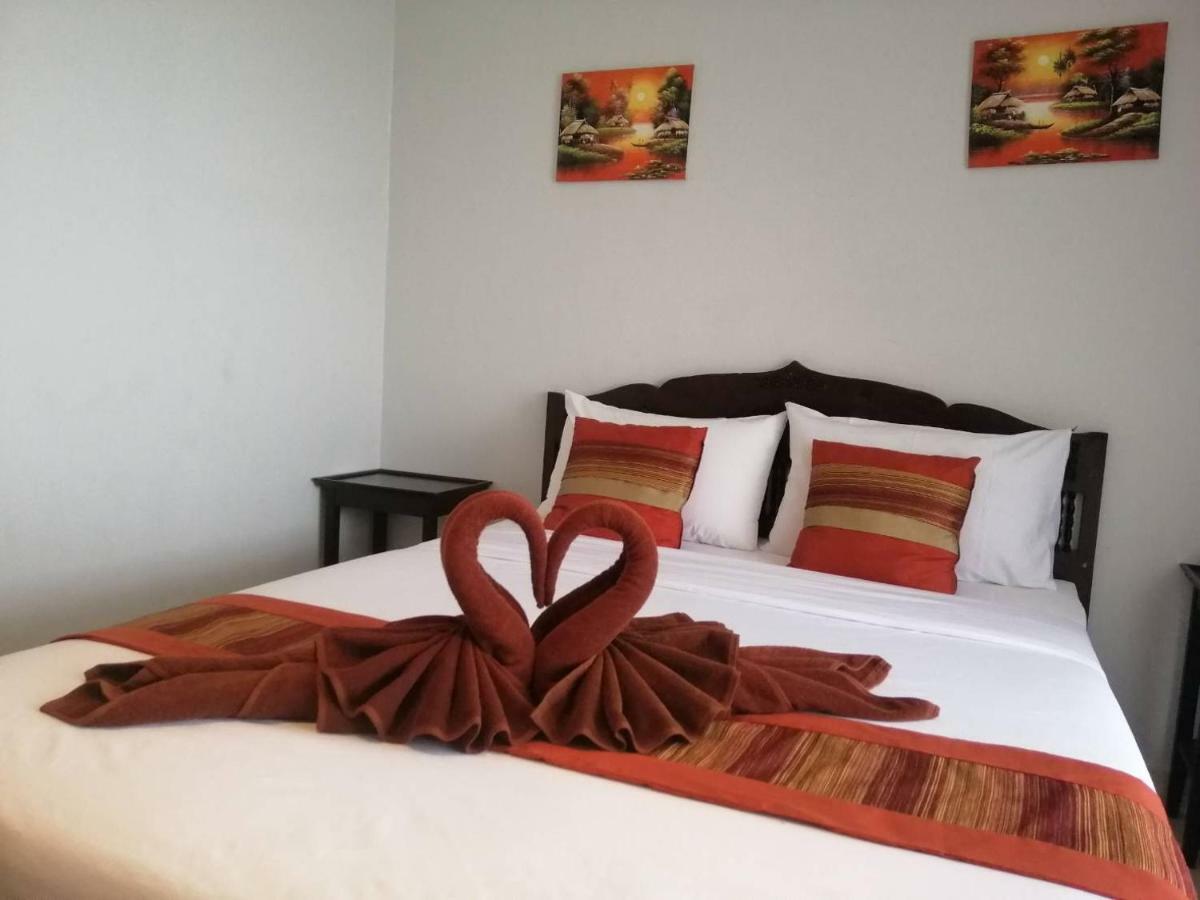 Deluxe Double Room Side Sea View