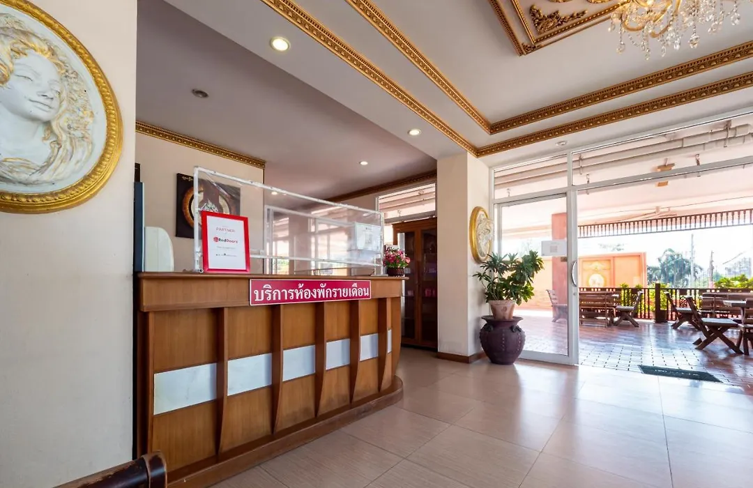 Reddoorz Navin Mansion 3 Pattaya-1