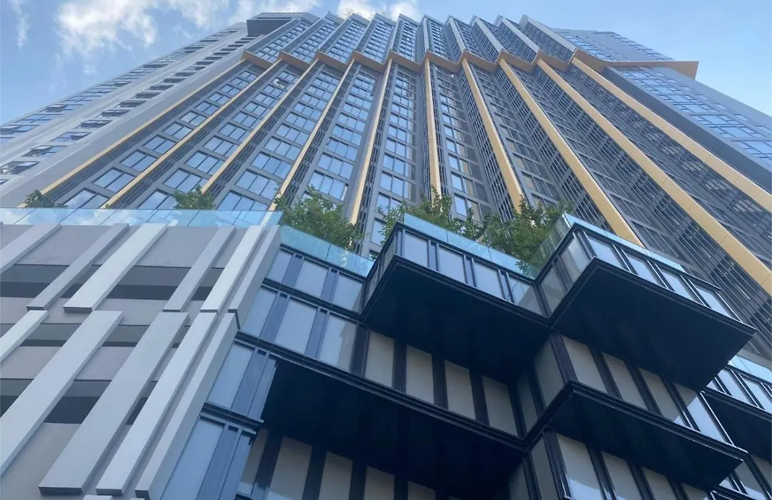 Edge Central Pattaya Vip Condo-1