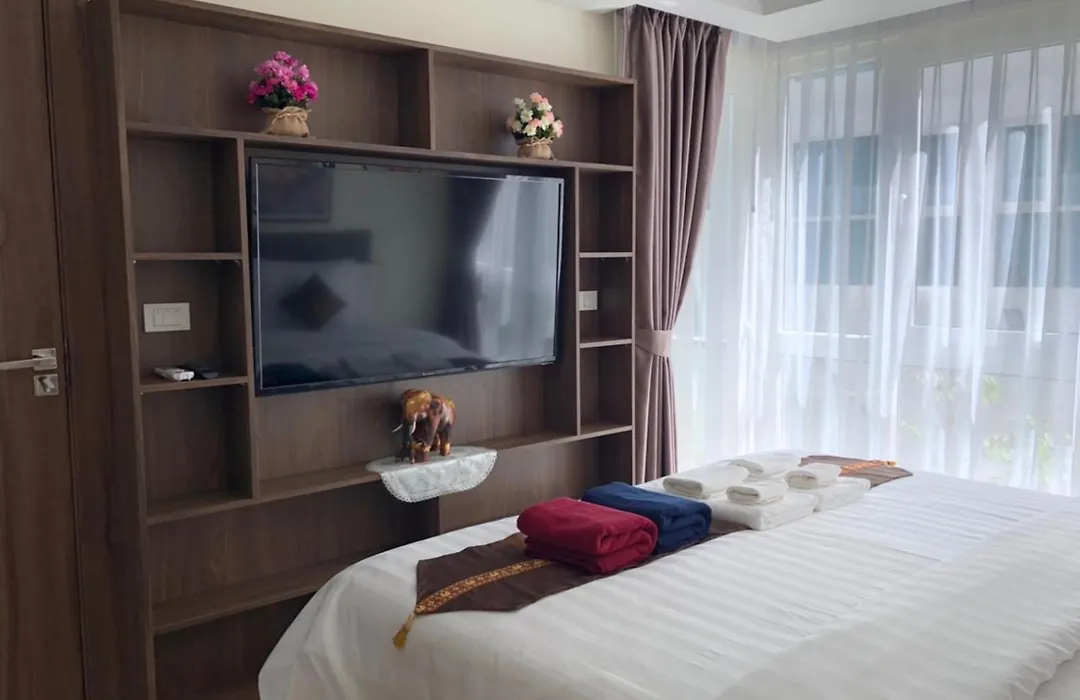 Luxury Business Suits In Grand Avenue By Pattaya City Estates-1