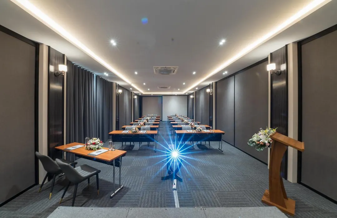 One Patio Hotel Pattaya - Sha Extra Plus-1