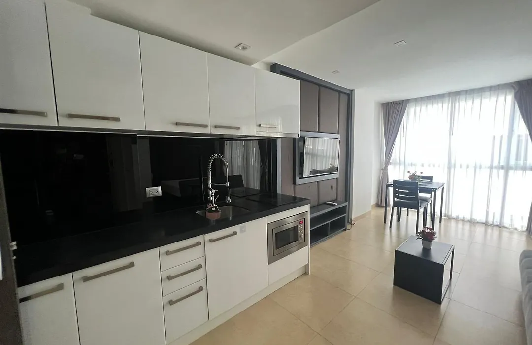 Central Pattaya Apartments-1