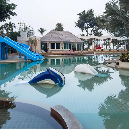 Pattaya Discovery Beach Hotel-3