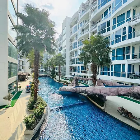 Grand Avenue Conde Pattaya-3