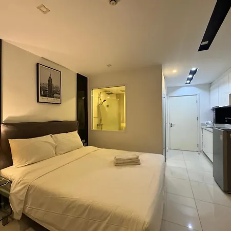 City Center Residence & Hot Hot Hot-3