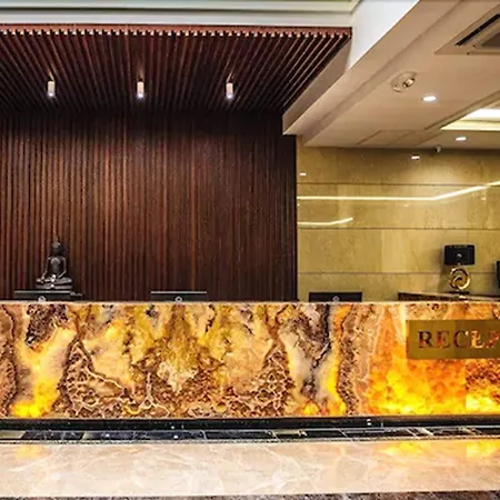 March Hotel-3