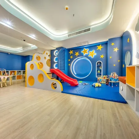 Jomtien Palm Beach Hotel & Resort - Family-Friendly-2