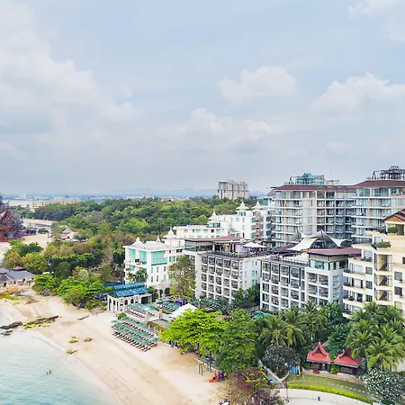 Pattaya Modus Beachfront Resort-3
