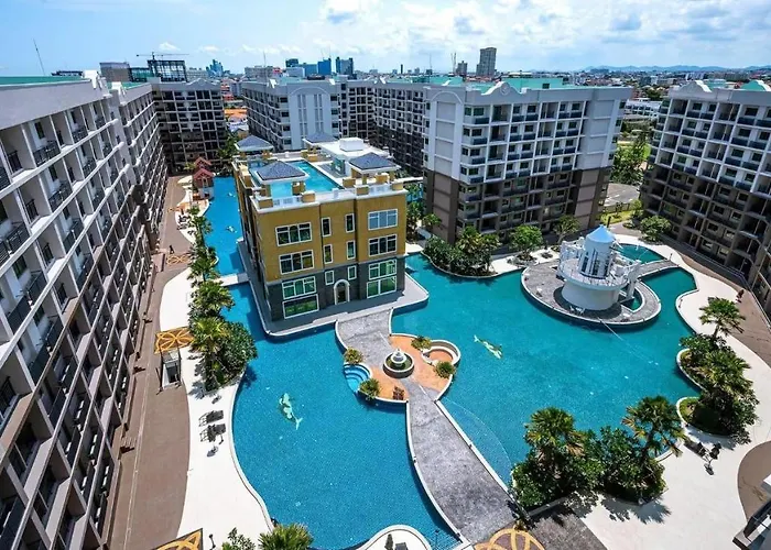 Arcadia Beach Continen Pattaya, Thailand