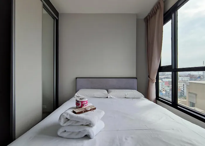 Pattaya Beach Sea View Rooftop Pool Resort, Thailand