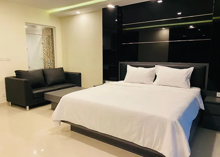 Grand Avenue Condo By Bormon Pattaya, Thailand