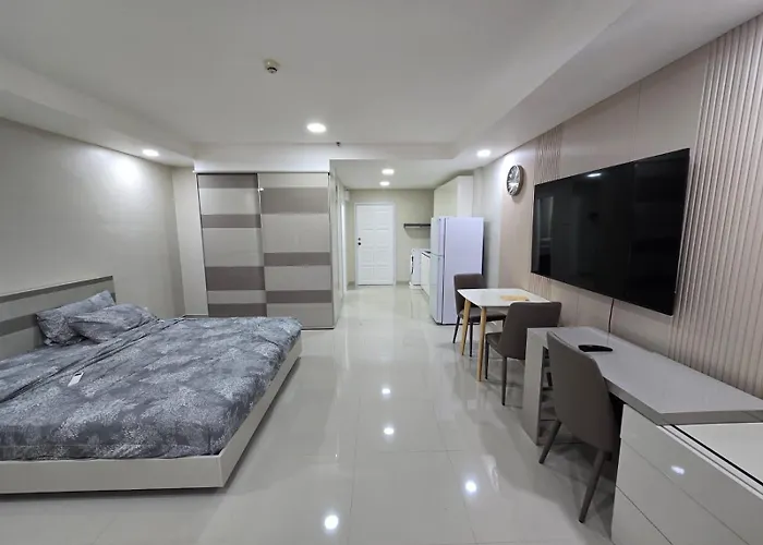 Viewtalay 6 Premium Suites Pattaya, Thailand