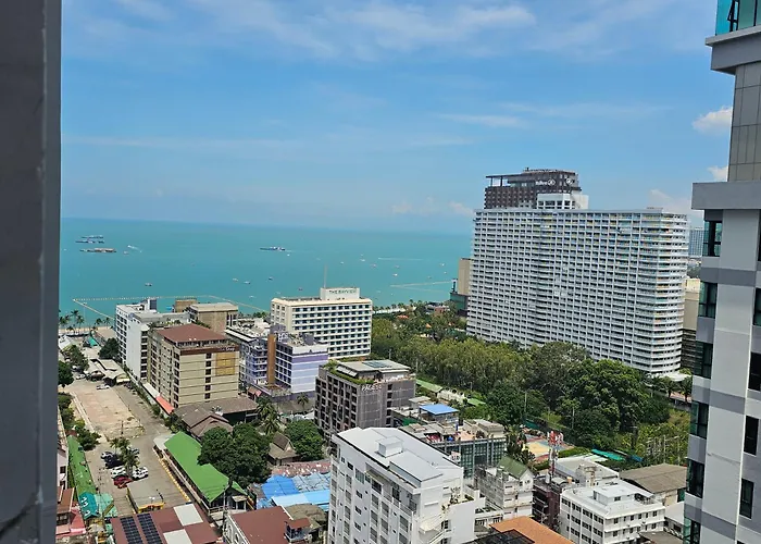The Base Central Pattaya By Nkl